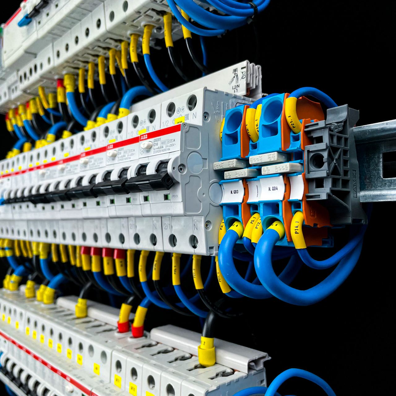 Электрощит с современной автоматикой